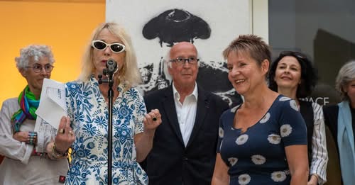 Le prix Hemingway remis à Sylvie Callet par Laure Adler